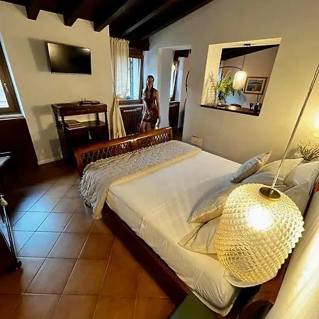 Residenza...cara Giulietta... Βερόνα